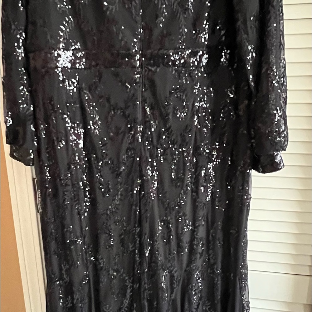 NWT Gorgeous long black dress with lovely detail size 22W or 20W - Picture 8 of 11